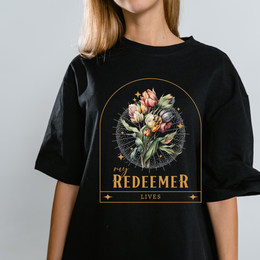 My Redeemer Lives Women's T-Shirt